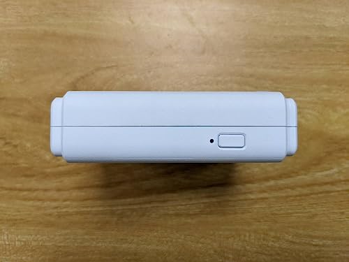 EZCast Proyector de Viaje J4 2024: Portátil con batería y Altavoz Integrados. Ideal para Camping y Viajes. DLP 1080p, Compatible con HDMI, USB, iPhone y Dispositivos Android