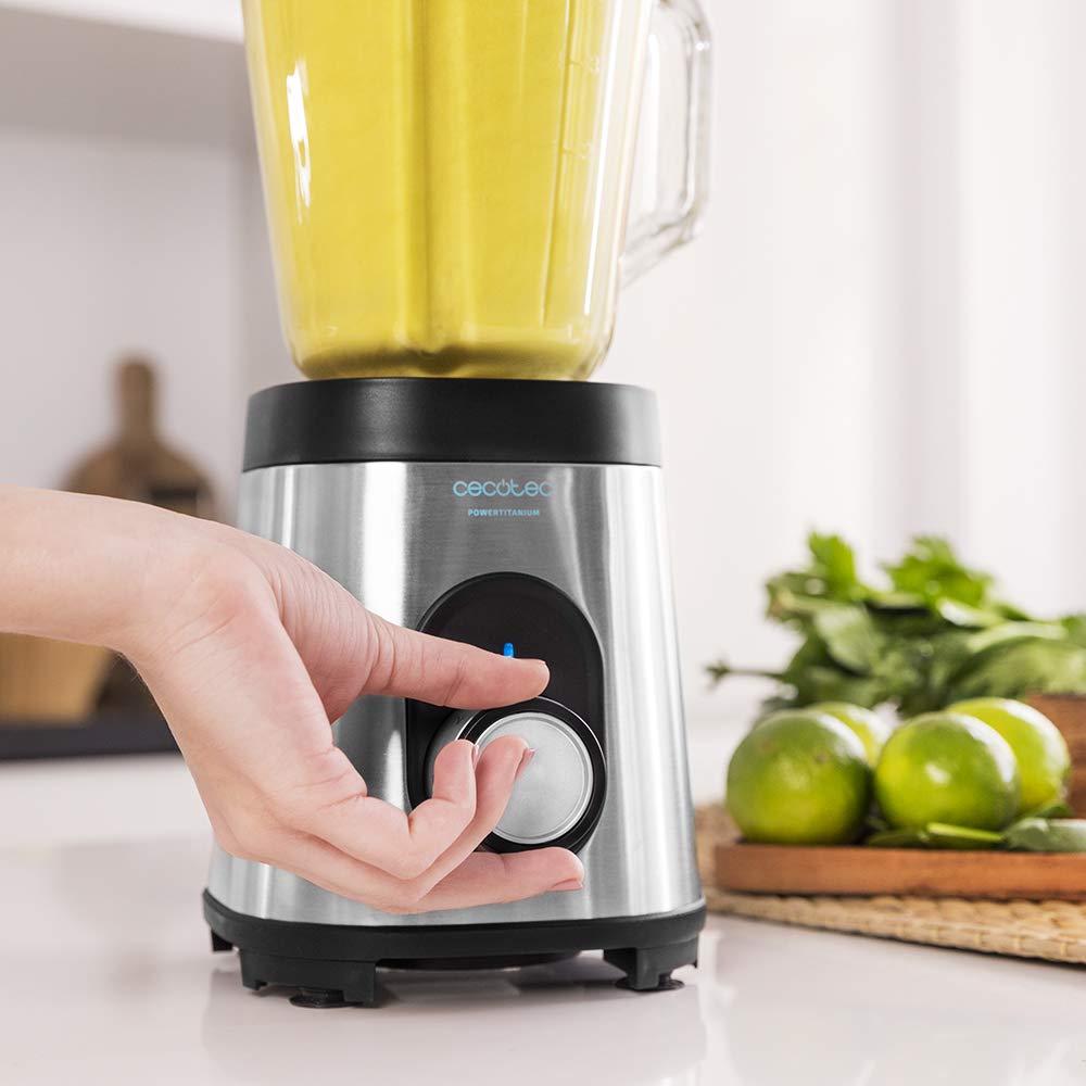 Cecotec Batidora de Vaso Power Black Titanium 1000 INOX. 1000 W, Cuerpo de Acero Inoxidable, Cuchilla de 6 Hojas con Recubrimiento de Titanio Negro, Jarra de Vidrio 1.5 L, 5 Velocidades
