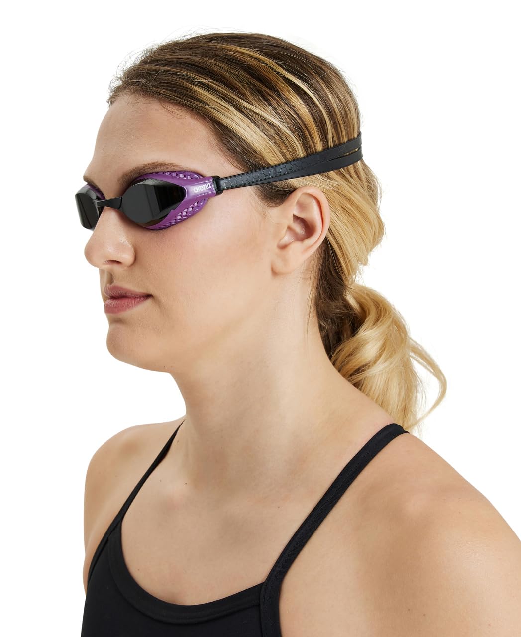 ARENA - anteojos de natación Unisex para Adultos, con Velocidad de Aire, antivaho, para Hombres y Mujeres, tecnología Especial de Sellado de Aire, sin Fugas, Lente sin Espejo, Humo Oscuro/Morado