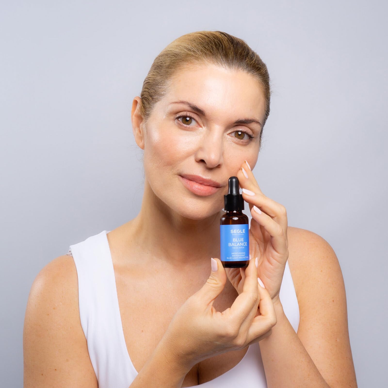 Serum Segle Clinical Azul Hidratación Profunda Reequilibrante Vegano Niacinamida