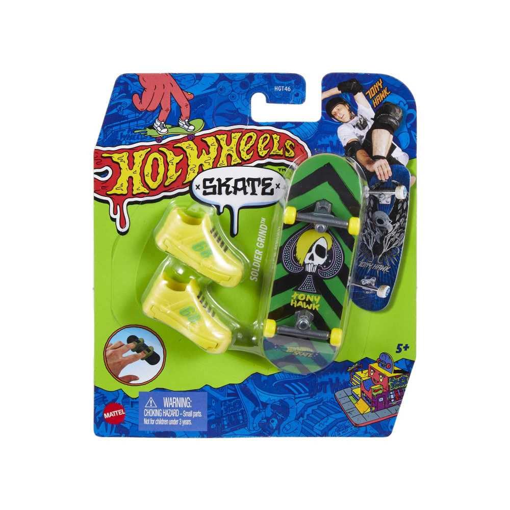 Hot Wheels Skate Vehículo de Juguete Patineta Soilder Grind™ con Tenis para niños de 5 años en adelante