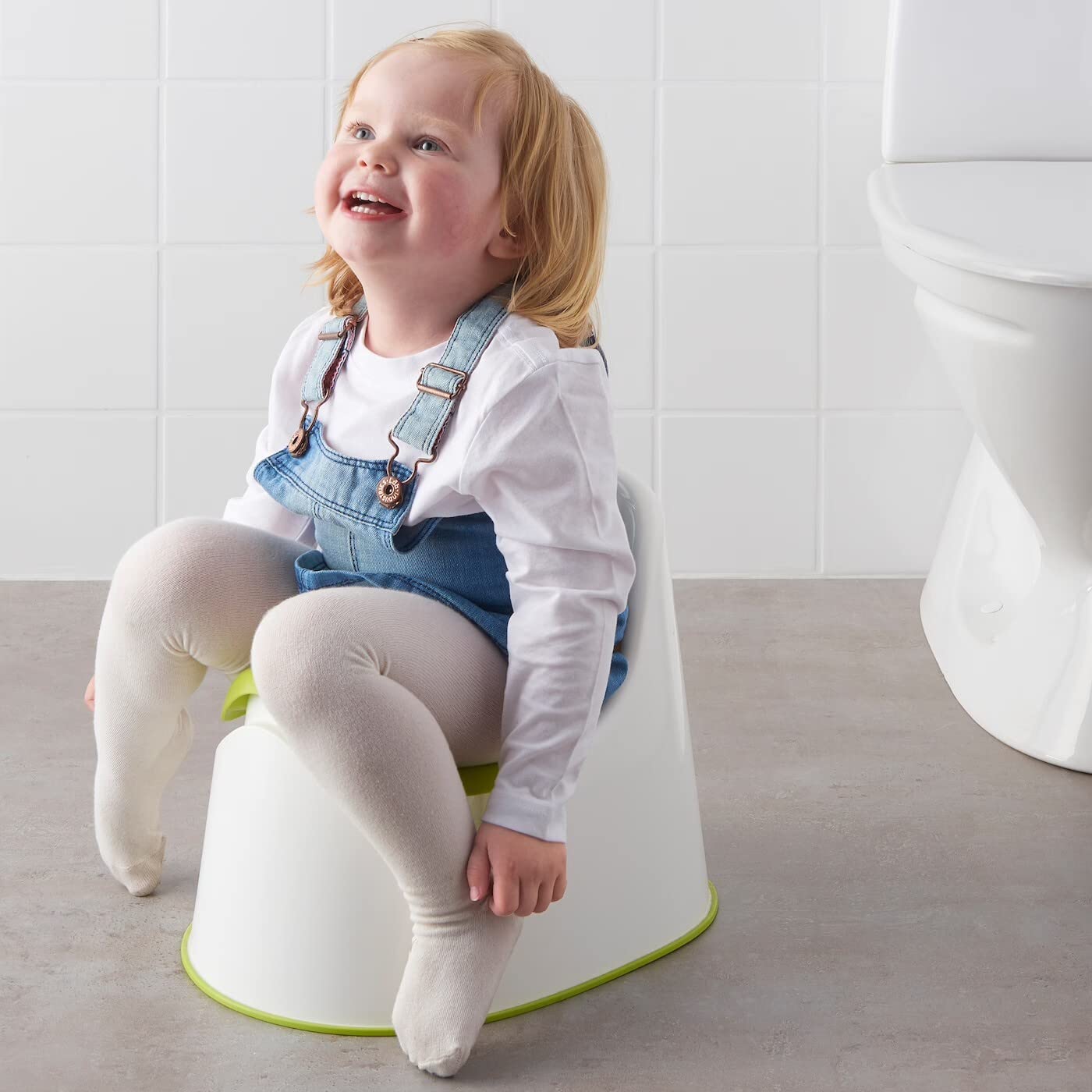 Baño Entrenador ProudCo Blanco Verde Premium Libre BPA para Niños y Niñas