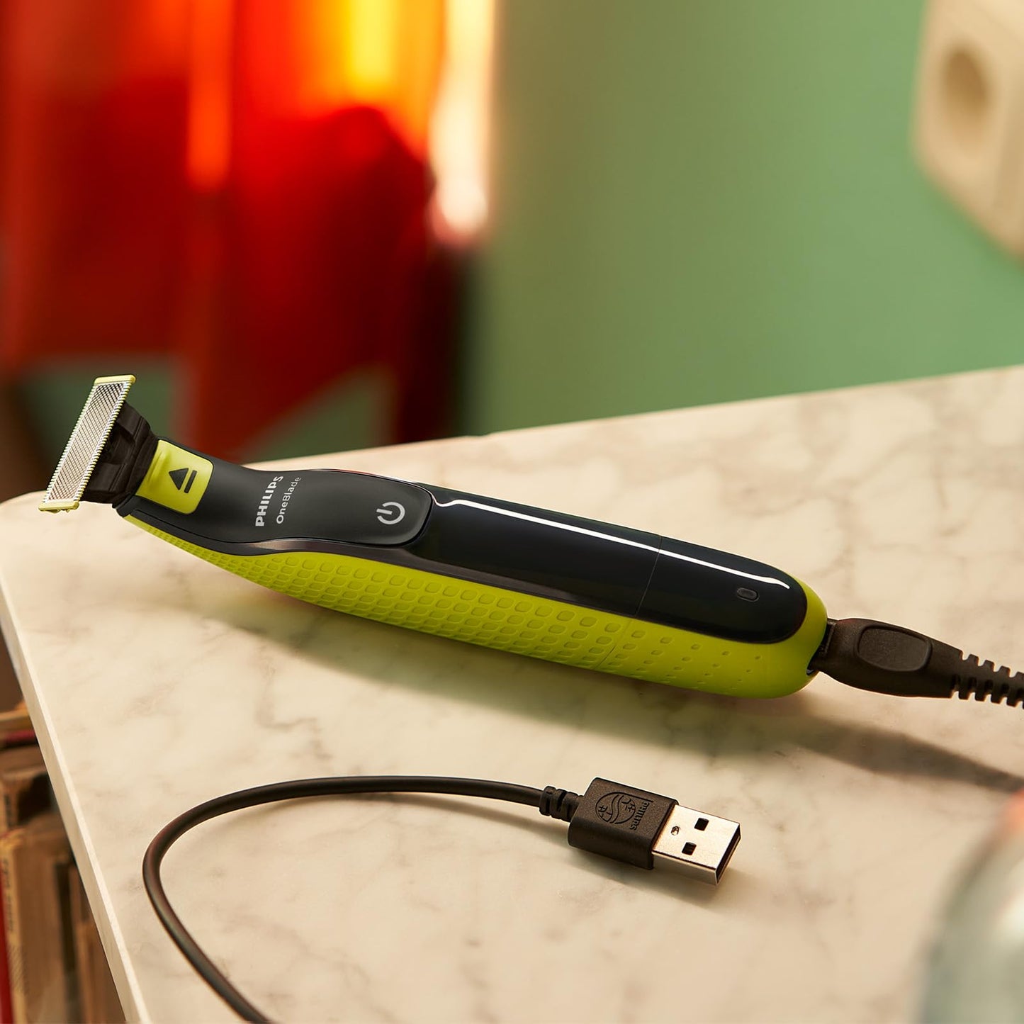 Philips OneBlade incluye nuevo peine ajustable 5 en 1, Recortadora, Perfiladora y Afeitadora eléctrica para hombre, QP2724/20.