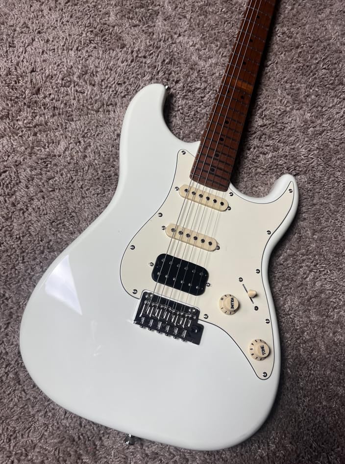 Jet Guitars JS400 OW Strat Guitarra, Pastillas HSS Alnico, cuerpo de tilo sólido, 22 trastes cuello de arce tostado, trémolo de 2 puntos