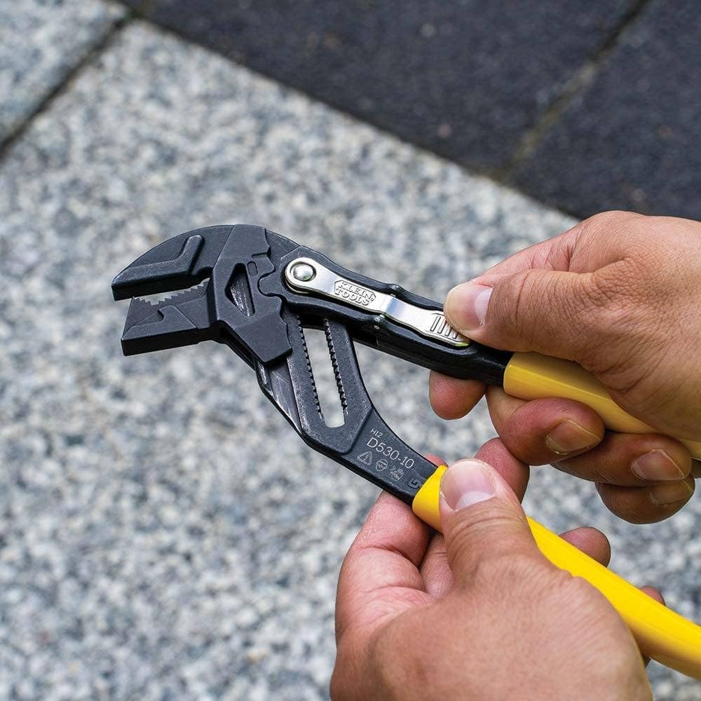 Klein Tools D53010 - Llave de alicates multiuso de alto apalancamiento con mandíbula de doble cara ajustable y reversible, dientes suaves y moleteados, 10 pulgadas