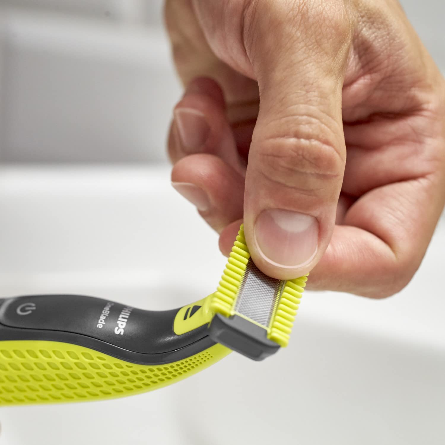 Philips OneBlade Recortadora y Afeitadora Eléctrica Face & Body 3 peines guía, 2 peines para cuerpo, QP2824/10