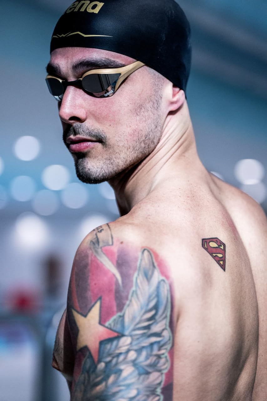 Arena Cobra Ultra Swipe Racing - anteojos de natación para Hombres y Mujeres, Lente Espejo, antivaho, protección UV, Plateado/Dorado