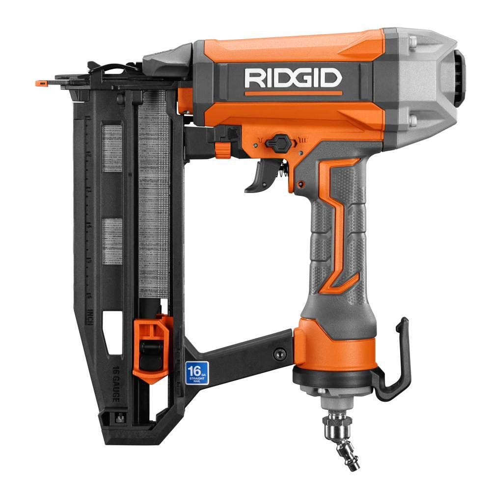 Ryobi Lijadora de banda portátil BE319 de 6 amperios y 320 pies / minuto (3 ”x 18”) con bolsa de polvo extraíble a bordo (cinturón de lija de grano medio incluido)