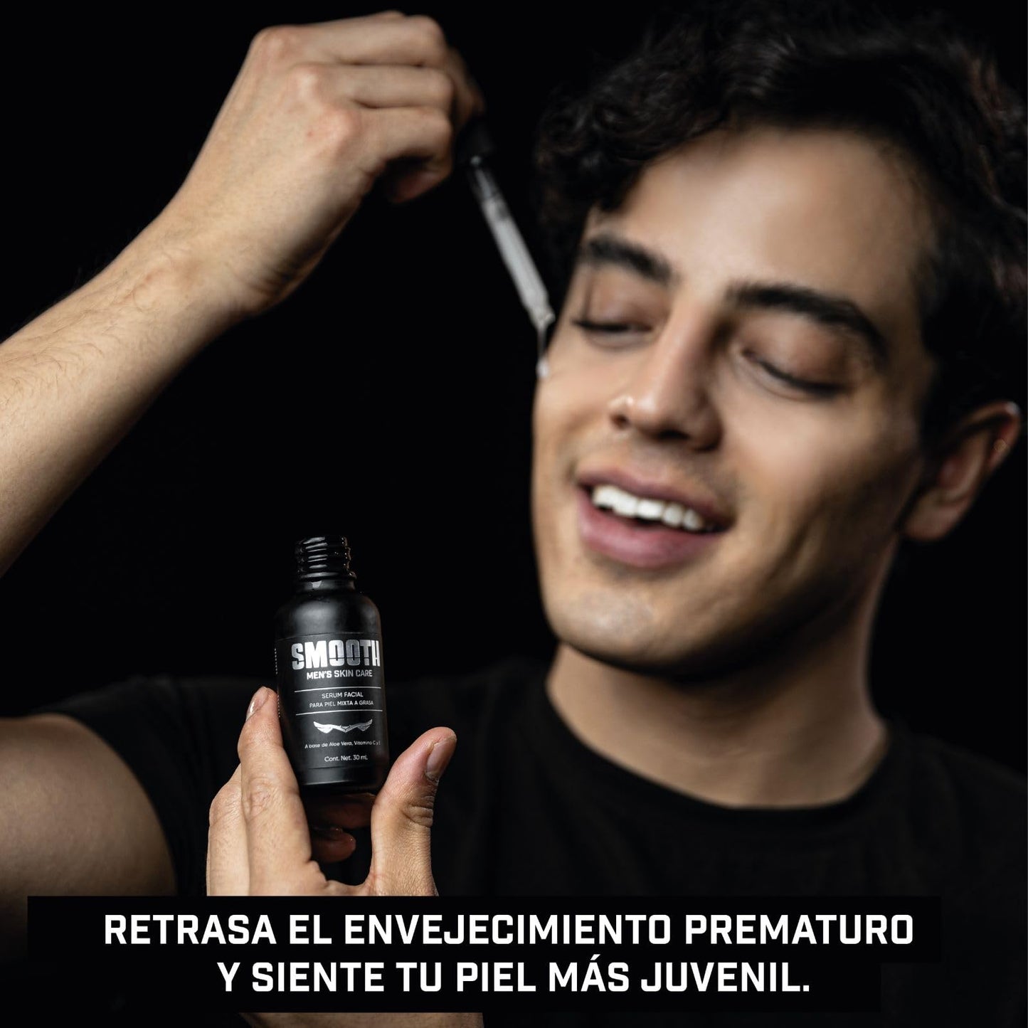 SMOOTH Sérum de Vitamina C Para Hombres | Antioxidante, Hidratante, Reduce líneas de Expresión, Disminuye Arrugas y Retrasa Envejecimiento Prematuro | Colágeno, Elastina, Aloe Vera | 30 ml Uso Día y Noche