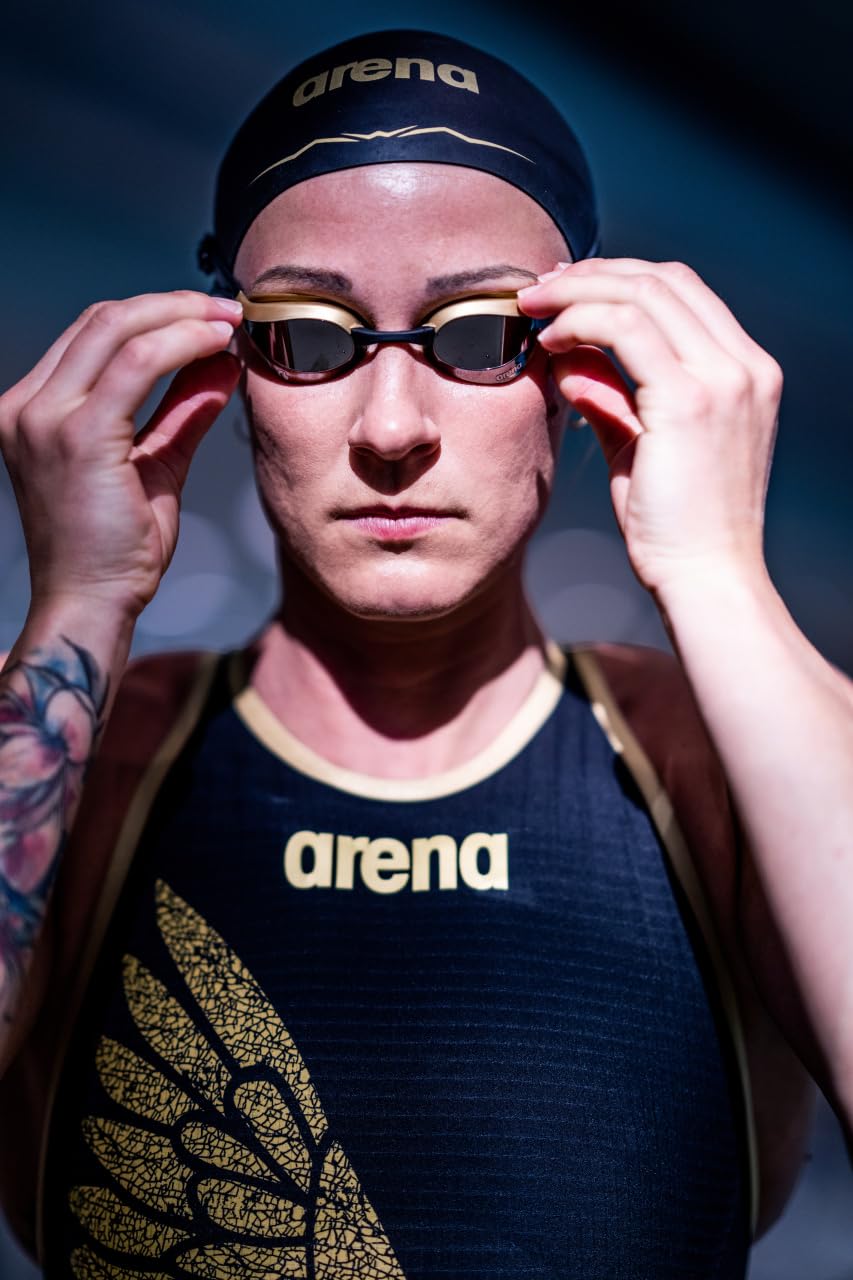 ARENA - anteojos de natación unisex para hombres y mujeres, con núcleo cobra, antivaho, lentes de policarbonato, plateadas/doradas