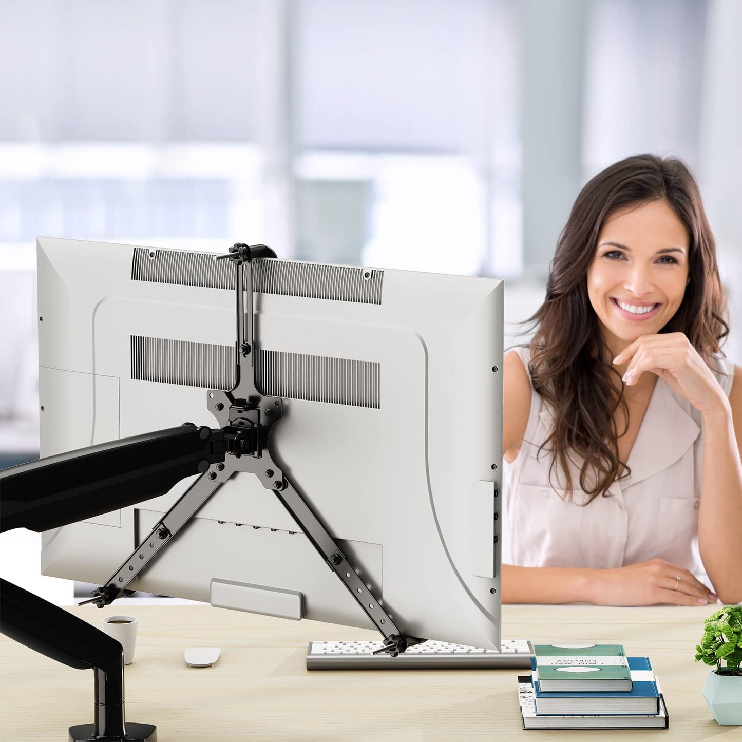 Adaptador de Montaje VESA MOUNT PRO Negro Universal para Monitores de 19 a 32 Pulgadas