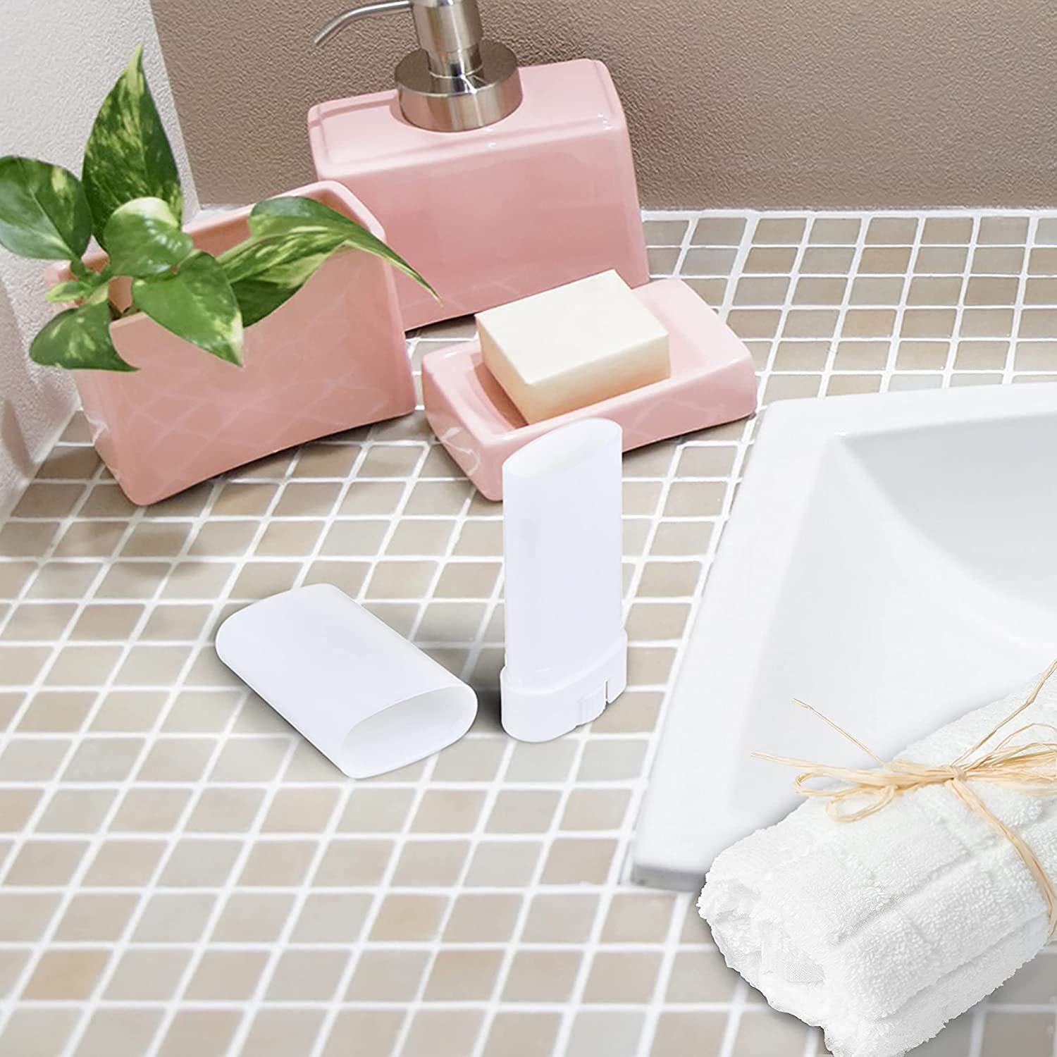 Tubos de Bálsamo Labial Ovalados Plástico Blanco 15 ML