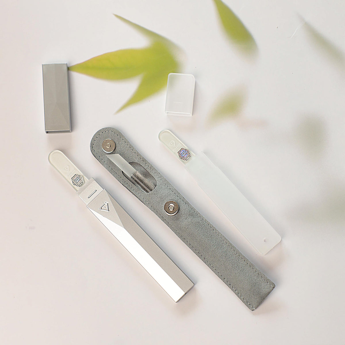 Juego de limas de uñas de cristal para cutículas, limas de uñas de manicura en estuche, limado de precisión, suave en uñas naturales y cutículas, vidrio checo de calidad prémium