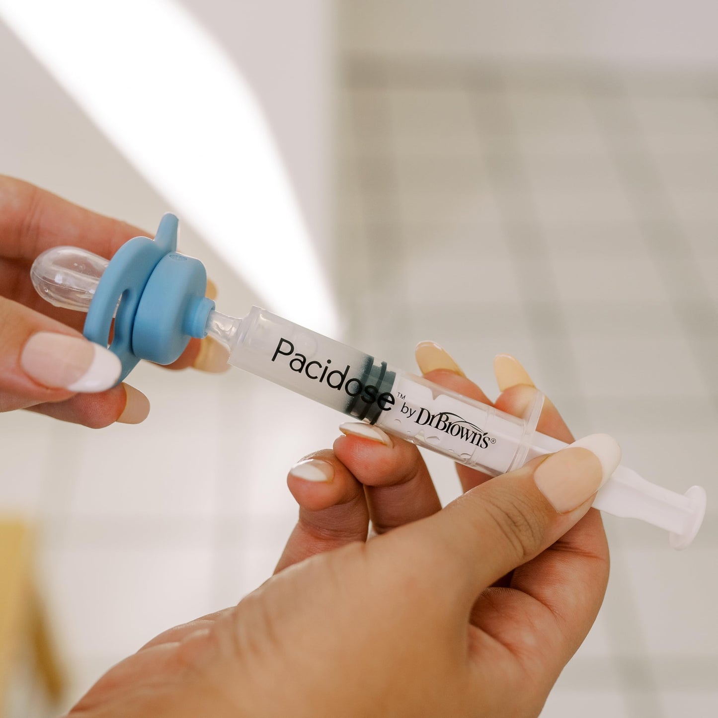 AGGIE MD Pacidose Pacifier Baby Medicine Dispenser with Oral Syringe | Newborn | 0-6 Months