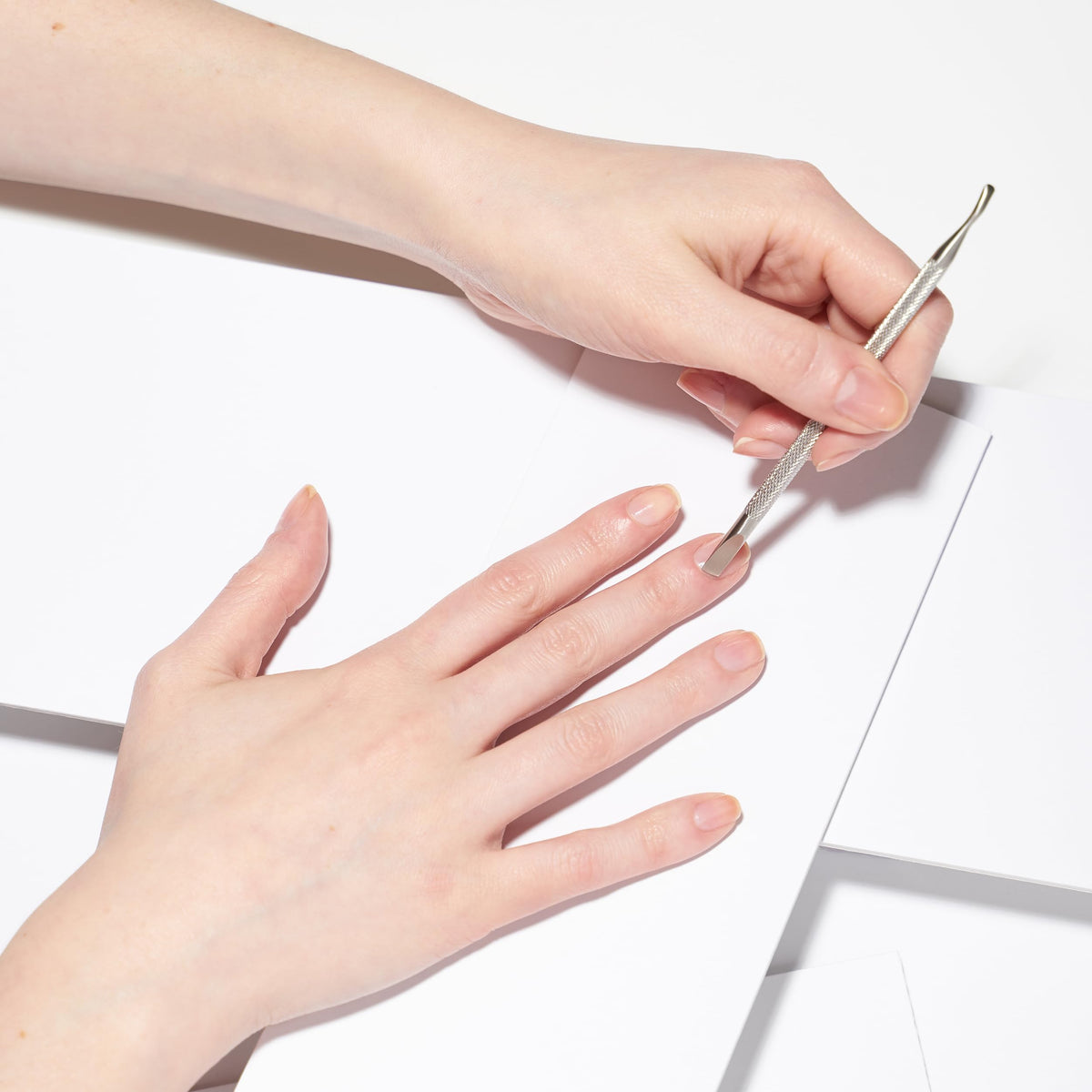 Tweezerman Empujador y Limpiador de Uñas, empujador de cutículas