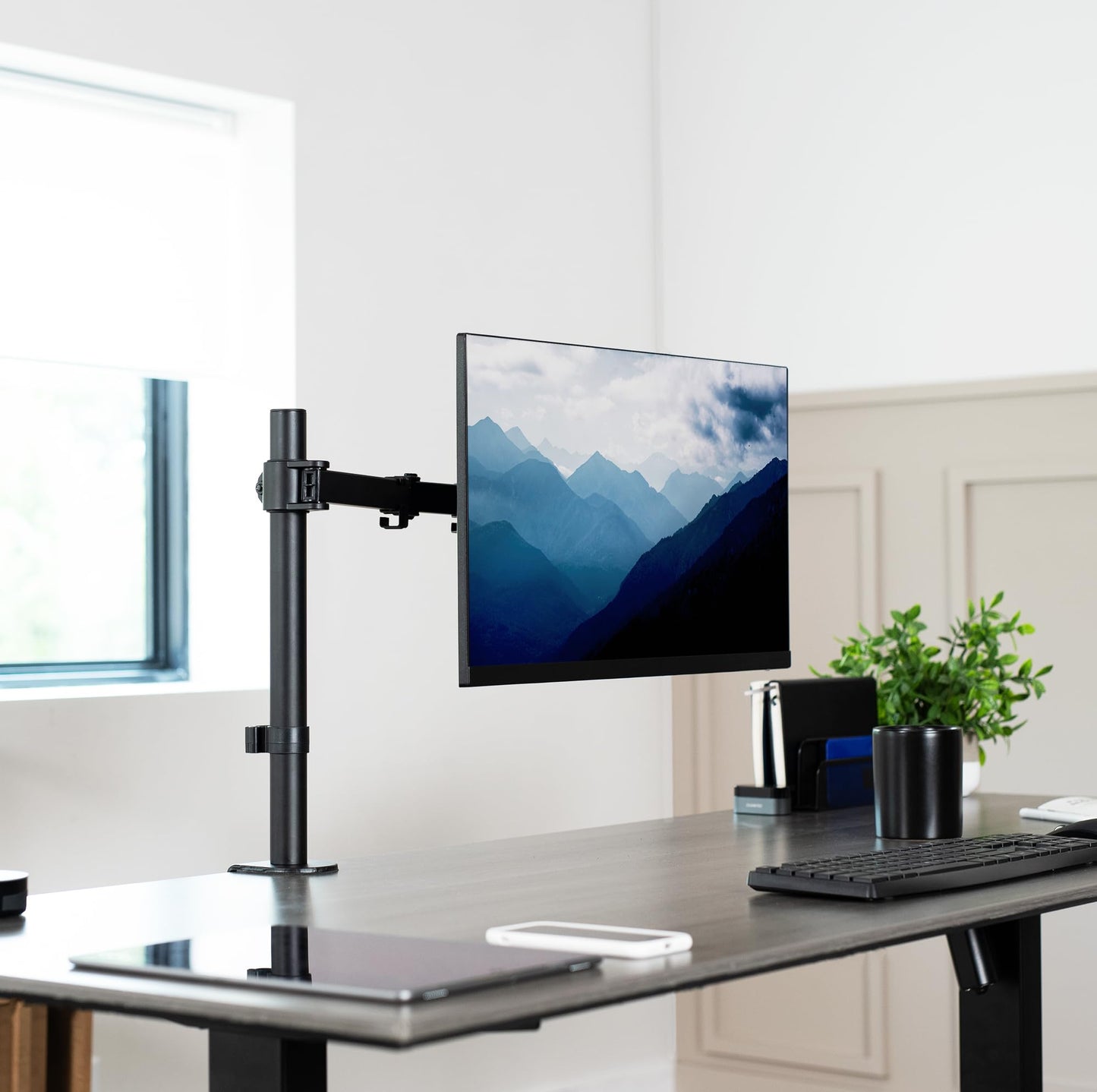 Soporte Brazo para Monitor VIVO Negro Ajustable para Pantallas de hasta 32 y 38 Pulgadas Ultrawide