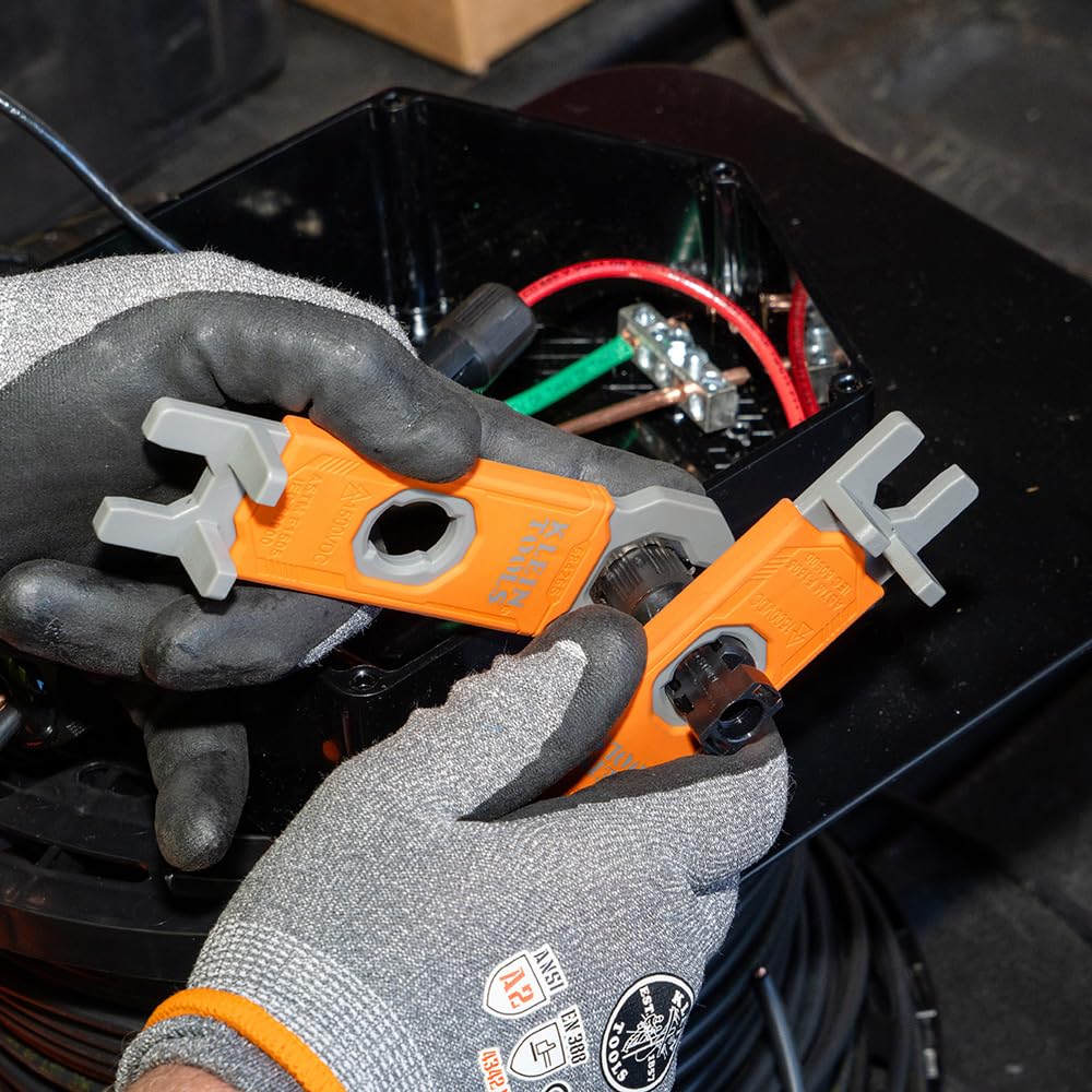 Klein Tools 92919S Juego de herramientas solares con cortador, pelador, engarzador, llaves y conectores fotovoltaicos para montaje e instalación de cables de panel solar