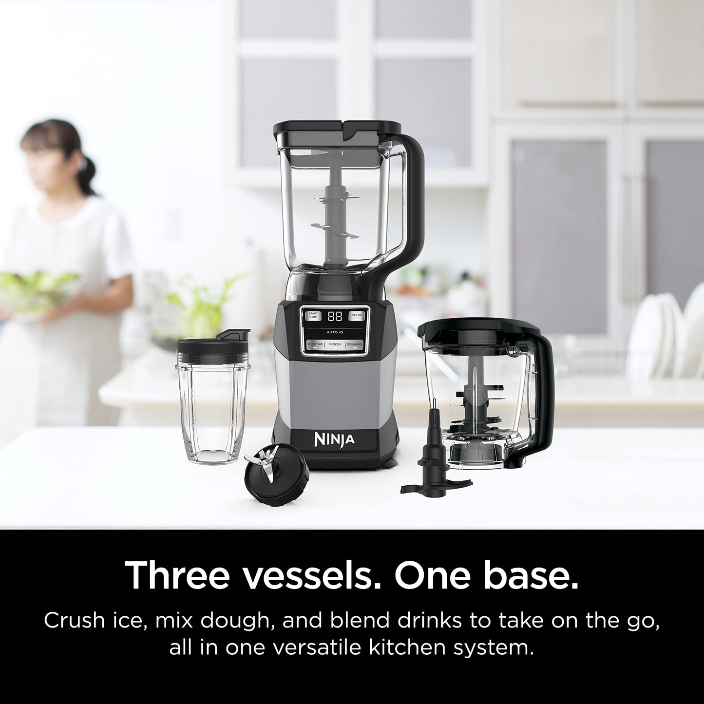 Sistema de Cocina Compacto Ninja Negro Gris con Auto-iQ y Batidora Procesador de Alimentos