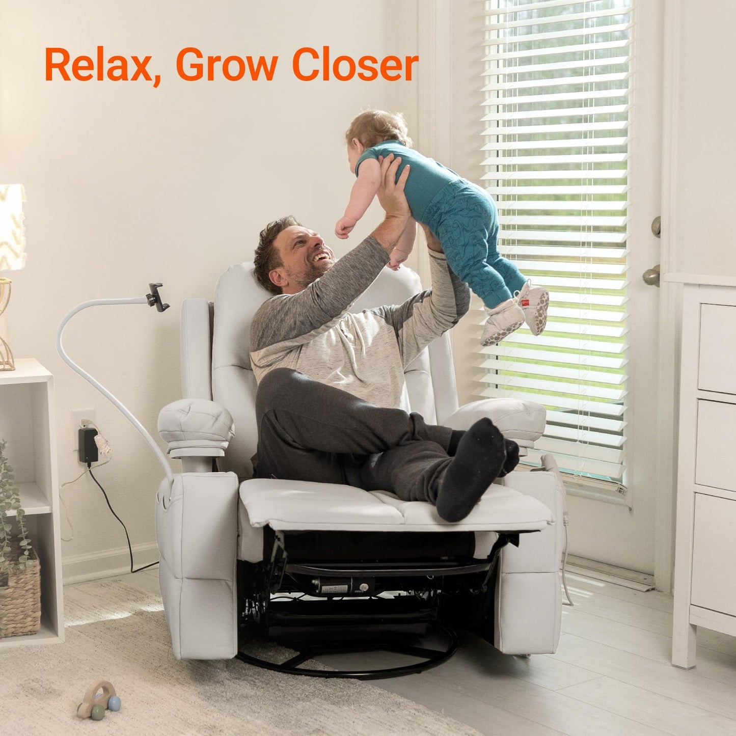 MAMAZING - Silla mecedora para guardería con reposabrazos ajustables, silla reclinable con planeador eléctrico para lactancia, silla reclinable giratoria con puerto USB y almacenamiento, certificado