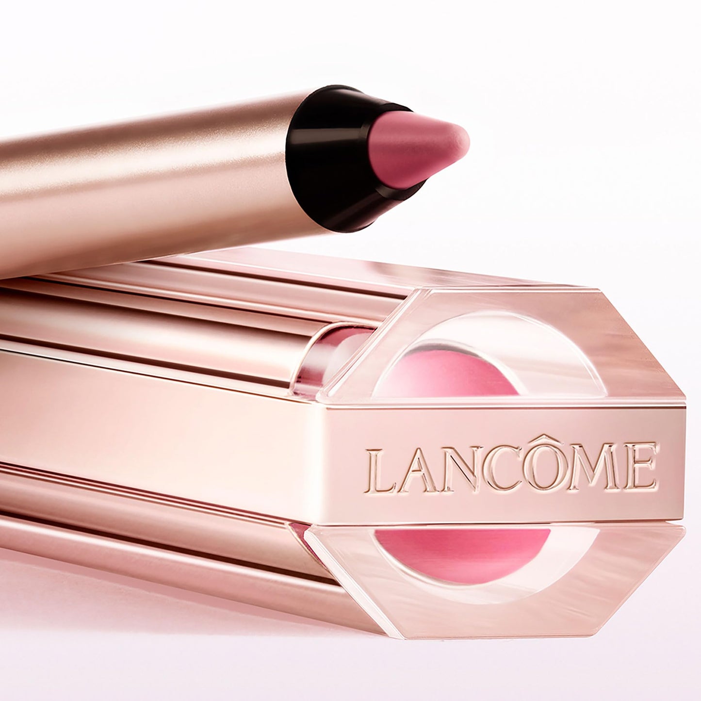 Lancôme Idôle Lip Butterglow, Bálsamo Labial con Color, Cuida, Hidrata e Ilumina con su Textura Ligera, Con 12% Escualano y Ceramidas, 53 The Tea is Hot, 3 g