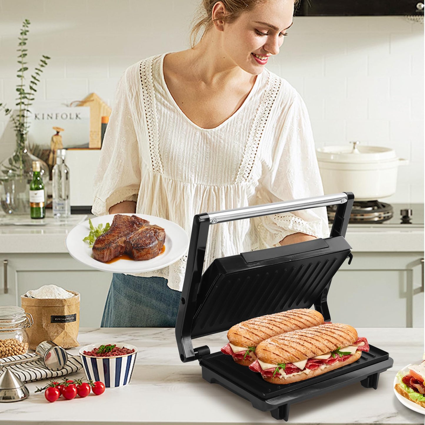 Aigostar Sandwichera Electrica, prensa de panini de doble cara, 750W, Recubrimiento Antiadherente, Con luz indicadora y fácil de limpiar.
