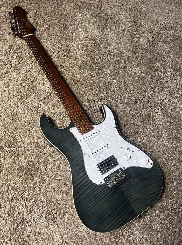 Jet Guitars JS450 TBK Strat Guitarra, pastillas HSS Alnico, cuerpo de tilo sólido con tapa de arce llama, cuello de arce tostado de 22 trastes, afinadores de bloqueo, trémolo de 2 puntos