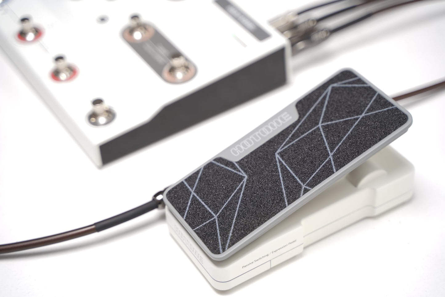 HOTONE Ampero II Stage MP-380 + SP-35 Ampero II Presione Pedal pasivo/expresión Pedal multiefecto, cadenas de doble efecto con FX Loop MIDI I/O estéreo OTG interfaz de audio USB visualización táctil