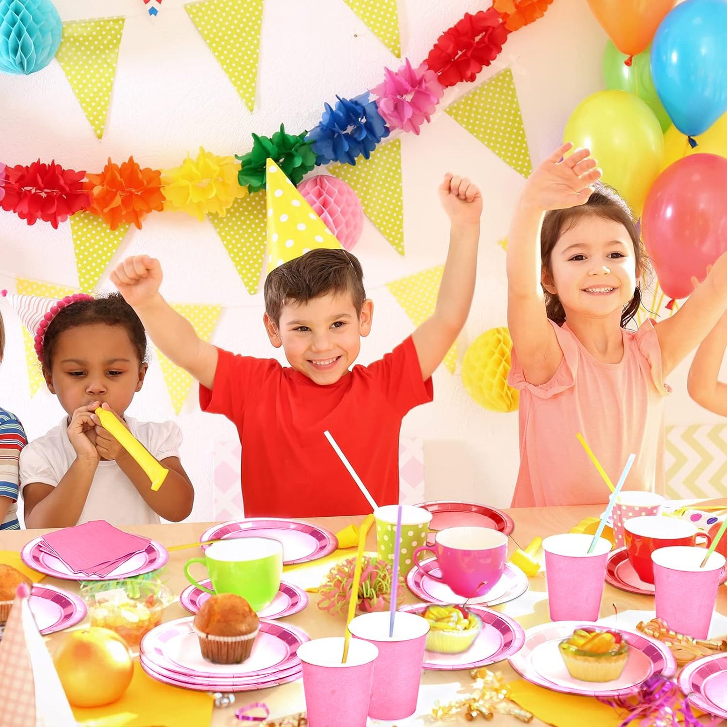 Juego de vajilla de fiesta, platos x 40, tazas x 20, servilletas x 20, cuchillos, tenedores y cucharas x 20, manteles 2 uds, Adecuado para bodas y fiestas de cumpleaños otras celebraciones (Rosa)