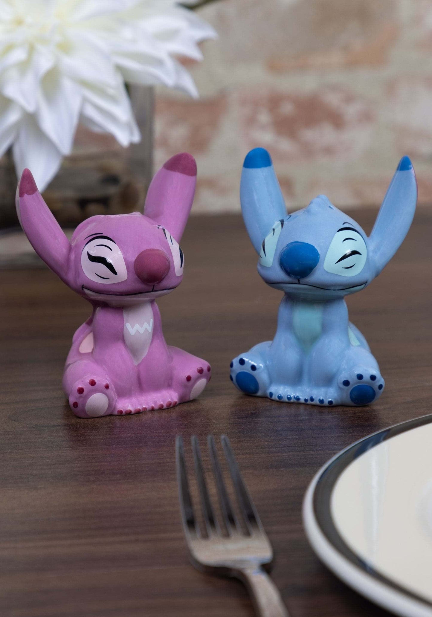 Juego de Salero y Pimentero Enesco Disney Ceramics Stitch and Angel multicolor