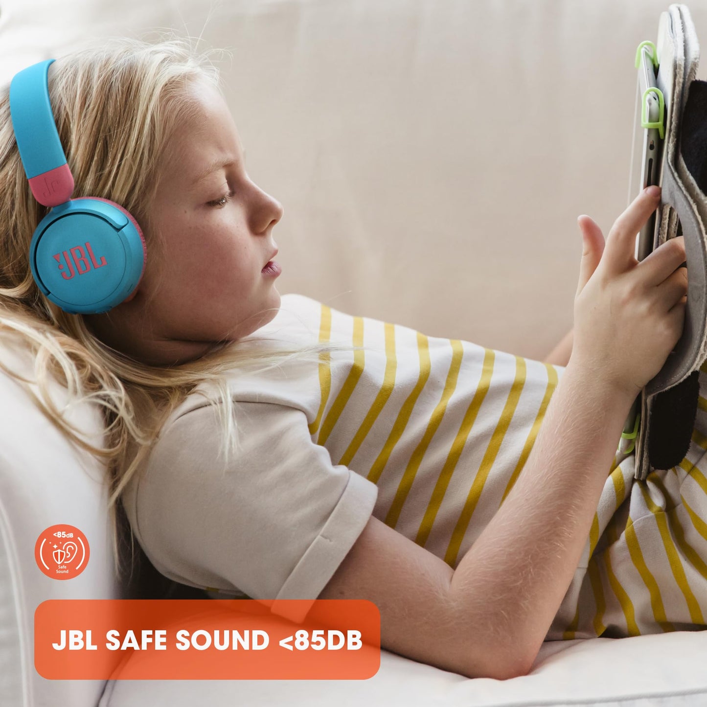 JBL JR310 Audífonos para Niños con Mic/Control, Drivers de 32mm, Conector 3.5mm, Cable Antienredos - Rojo