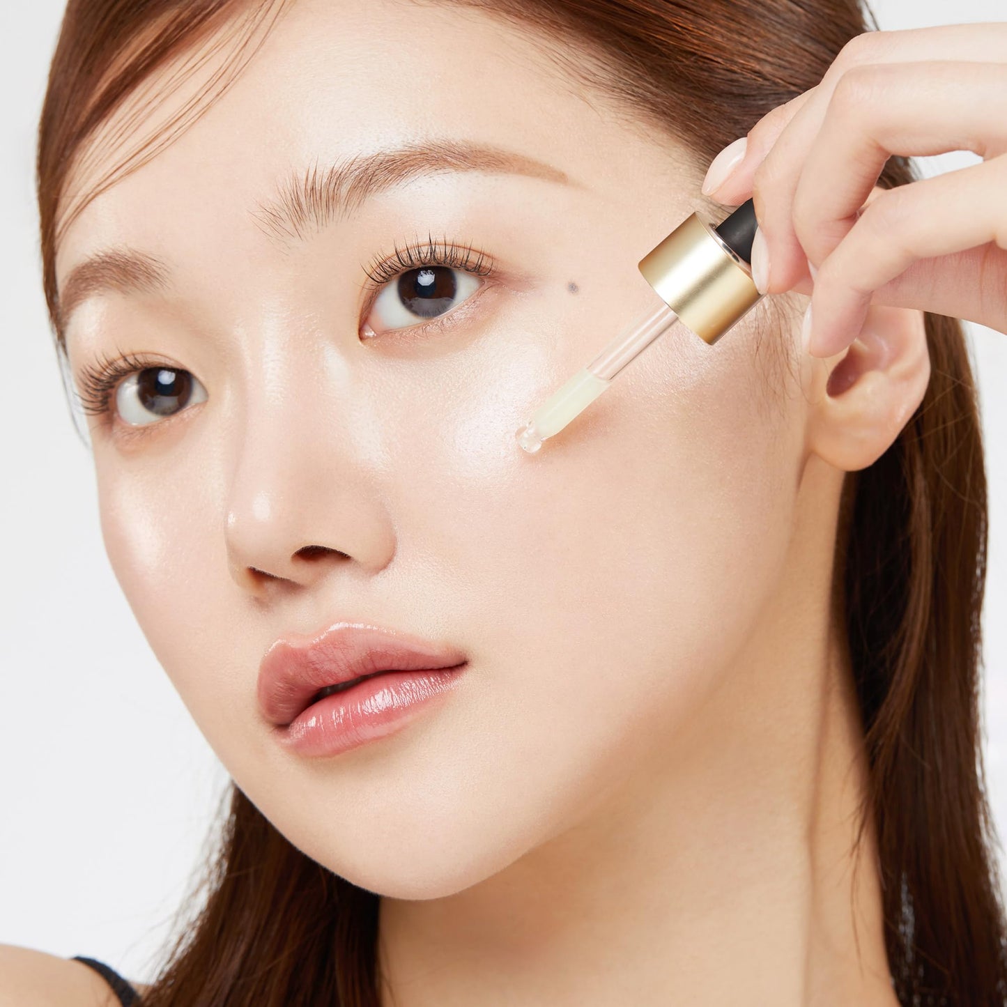 Suero con vitamina C Age R Vita C Pro Ampoule para pigmentación, tono de piel irregular e hidratación Aumente la absorción y la luminosidad hasta en un 780% con Age R Booster Pro