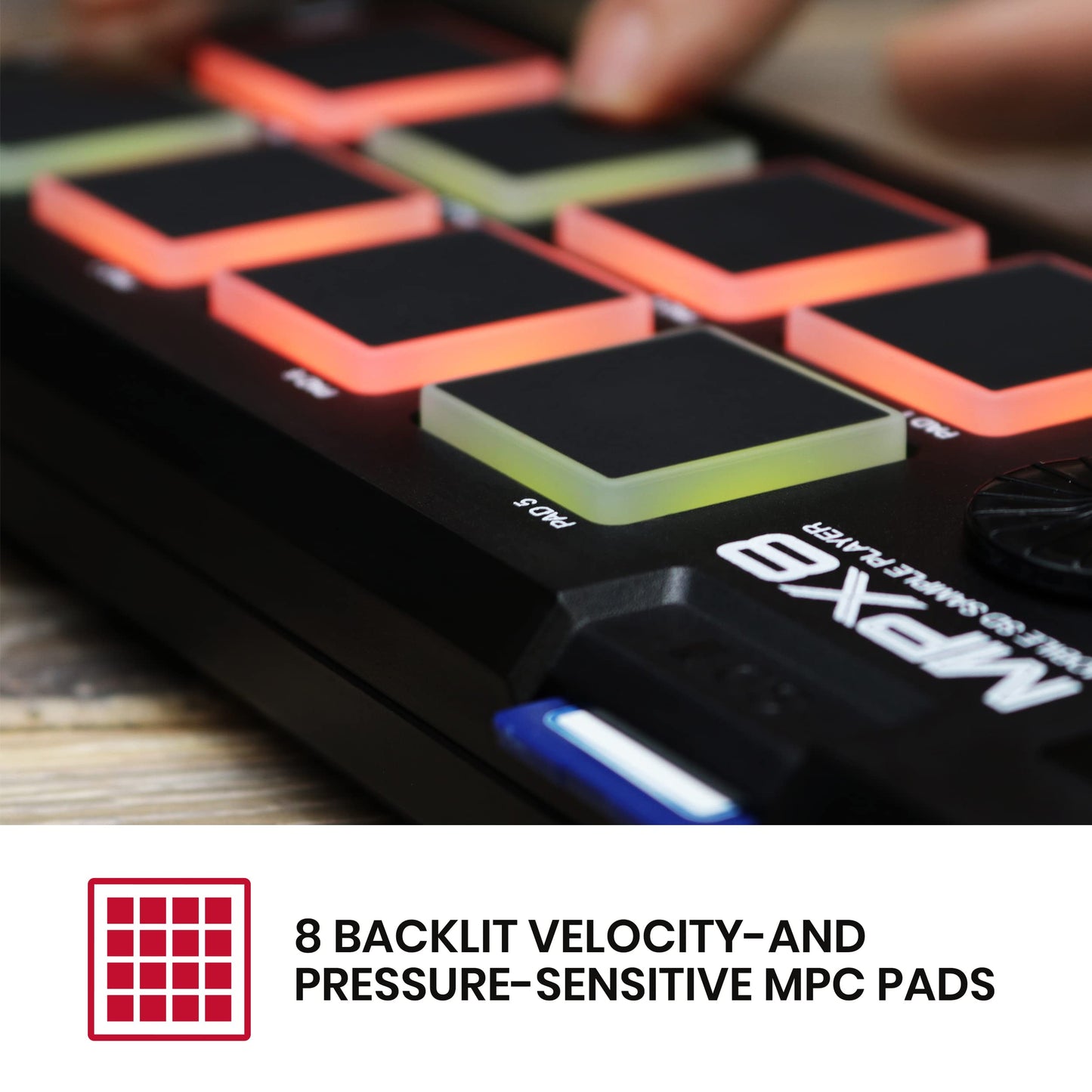 AKAI Professional MPX8 - Controlador MIDI y lanzador de samples portátil USB con 8 pads sensibles a la velocidad y ranura para tarjeta SD