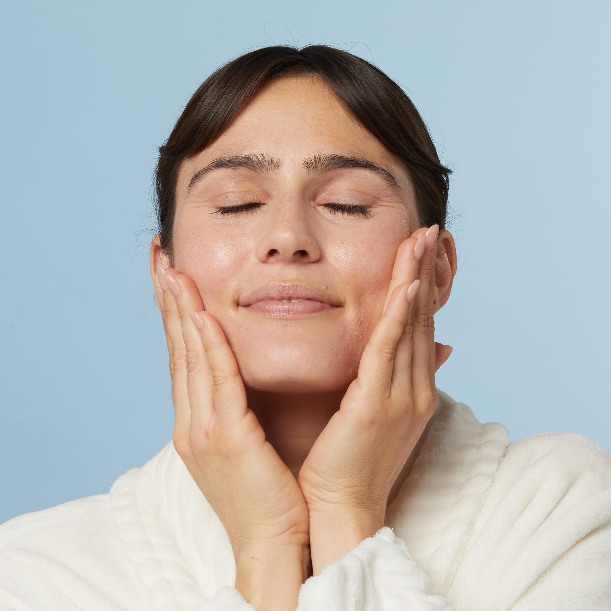 Good Molecules - Sérum de ácido hialurónico de 30 ml, hidratación profunda para piel seca, fórmula no grasa para hidratar