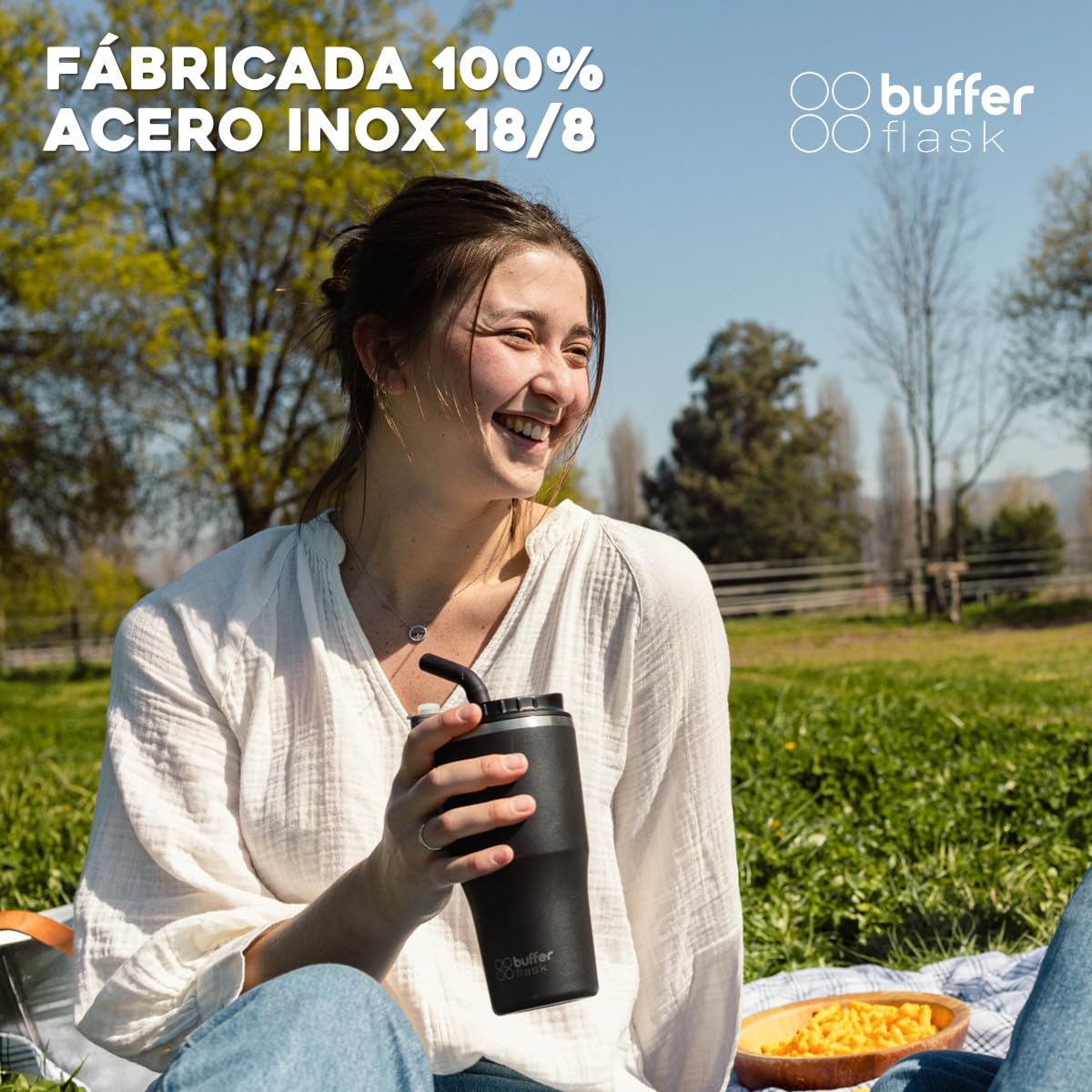 Buffer Flask - Vaso Térmico 700 ml - Termo para Café y Agua de Acero Inoxidable - Tapa Anti Derrame y Fugas - Taza Tumbler Mug para Bebidas Frías y Calientes - Incluye Popote - Color Negro