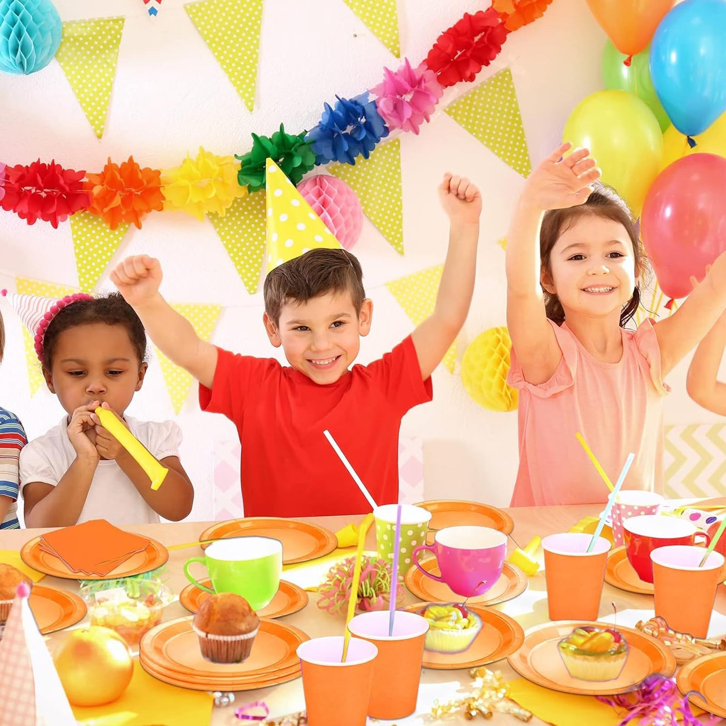 Juego de vajilla de fiesta, platos x 40, tazas x 20, servilletas x 20, cuchillos, tenedores y cucharas x 20, manteles 2 uds, Adecuado para bodas y fiestas de cumpleaños otras celebraciones (Naranja)