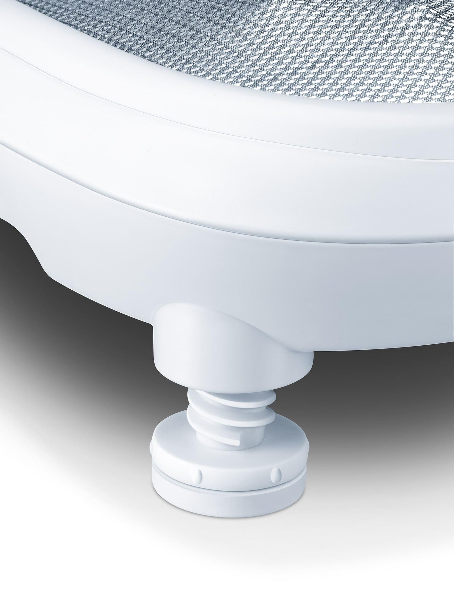 Beurer Masajeador de pies con calor | Máquina masajeadora de pies con 18 bolas de masaje giratorias | Masajeador de pies Shiatsu para todos los tamaños de pies | Masajeador de pies con calefacción con 2 niveles de masaje, FM60