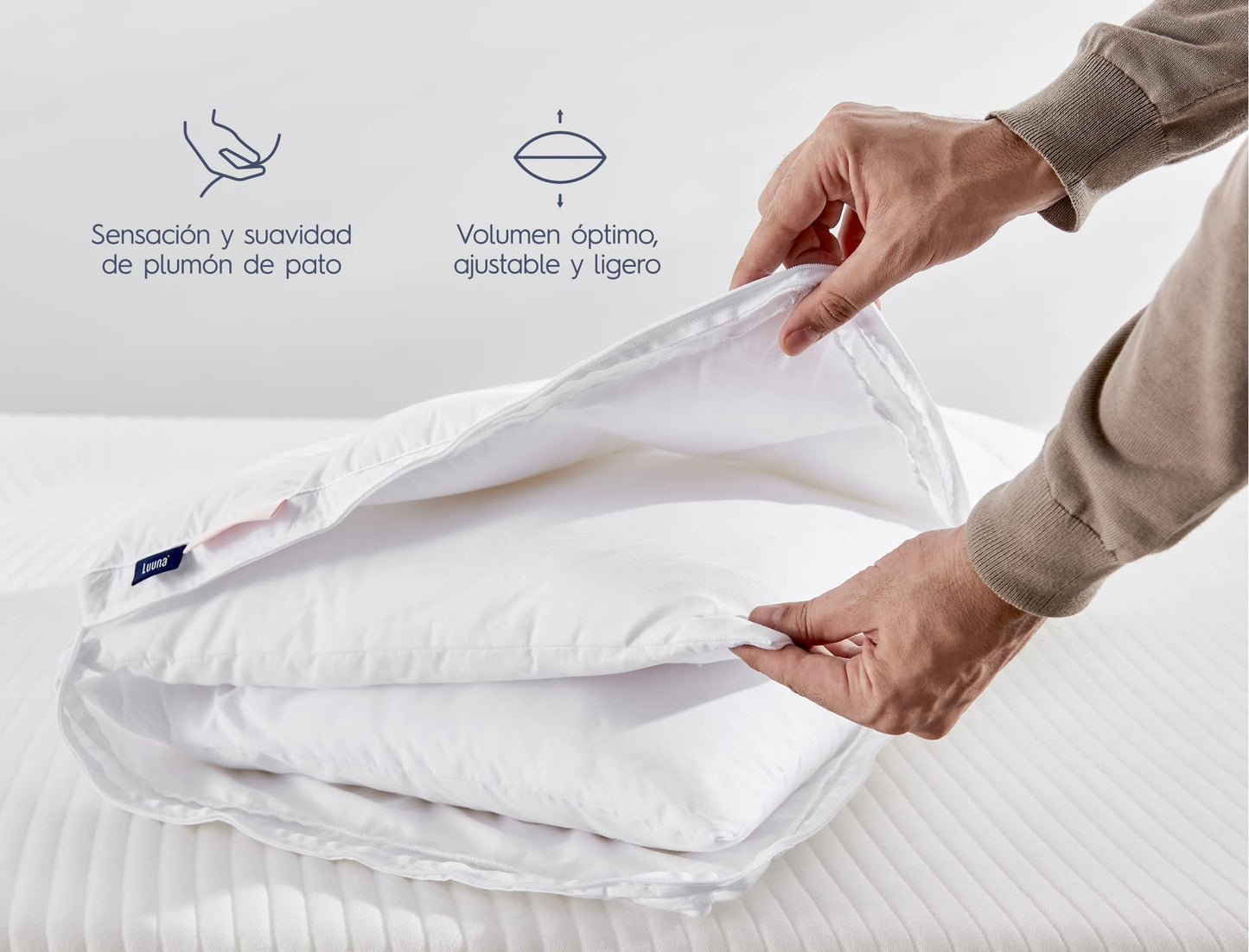 Luuna Almohada Ajustable Down Alternative, Funda 100% algodón, Alto Confort y Relleno Ajustable, Hipoalergénica y antiácaros, Blanco, King Size