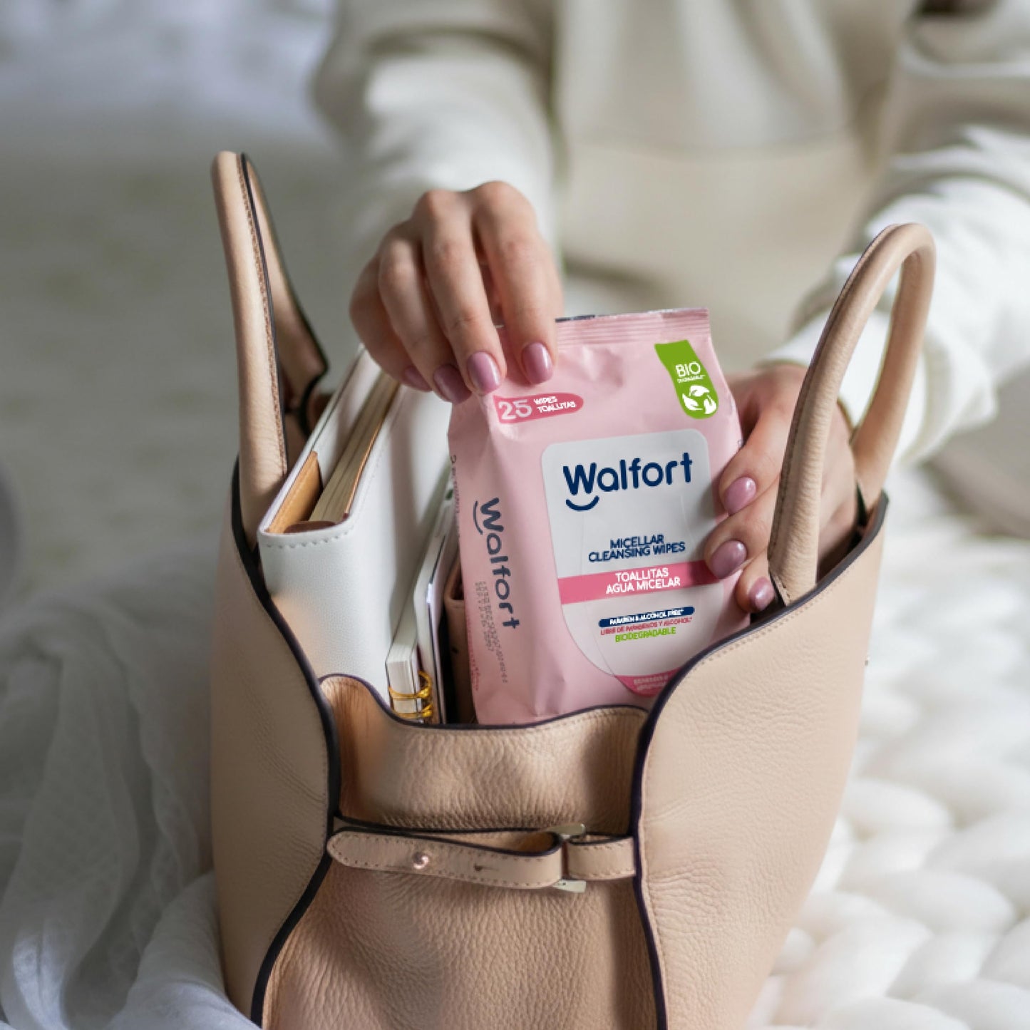 Walfort | Toallas Desmaquillantes con Agua Micelar, Limpieza Facial 3 en 1: Limpian, Desmaquillan e Hidratan (3, 3 Pack 25 Piezas)