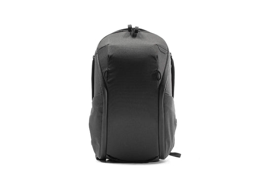 Mochila Peak Design Negra 15L para Computadora Portátil