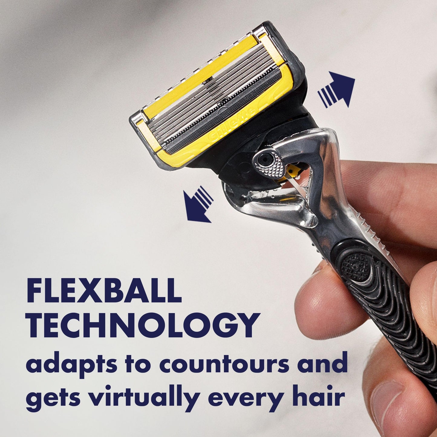 Gillette - Set de regalo de afeitado Fusion Proshield para hombre, 8 recambios de cuchillas Fusion Proshield, 1 mango de afeitar, 1 funda de afeitar