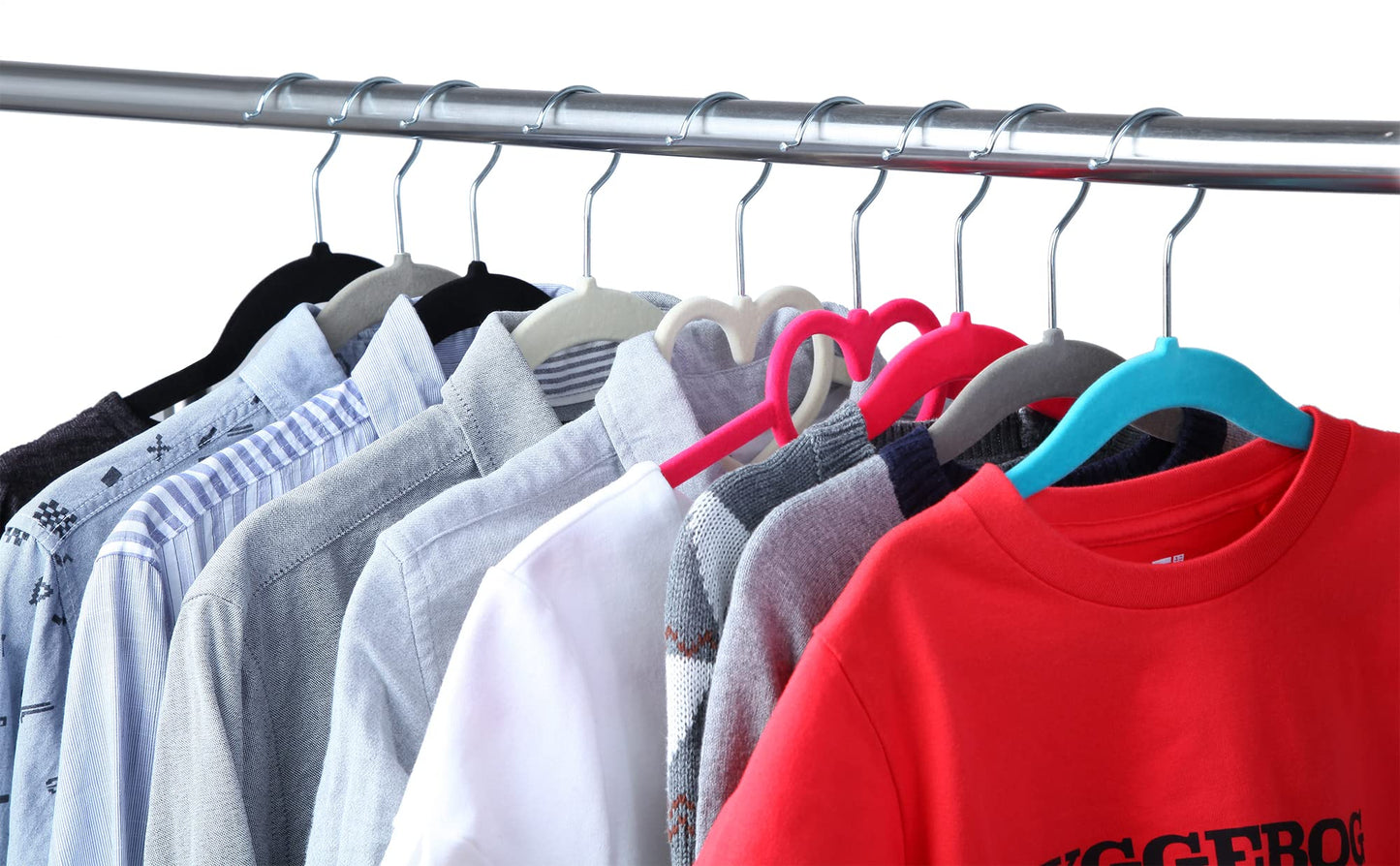 Finnhomy - Perchas antideslizantes para ropa para bebés y niños, paquete de 30 ganchos de terciopelo con 10 clips para dedos, color gris