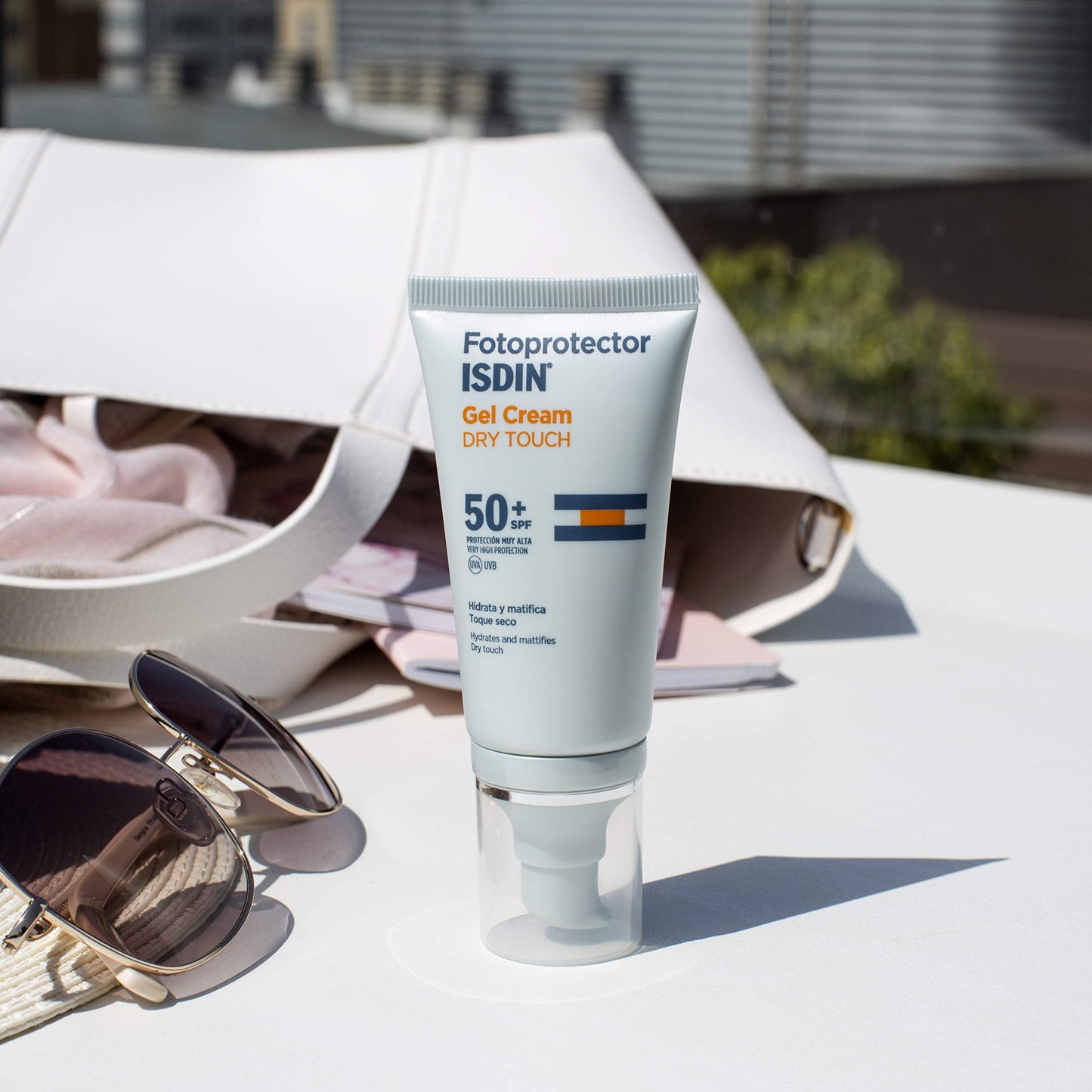 Isdin Fotoprotector spf 50+ Gel Crema Dry Touch 50 ml - Protector Solar + Fotoprotector Fusion Fluid SPF 50+, Protector Solar Facial, Innovadora textura ultraligera que se funde con tu piel, 50ml