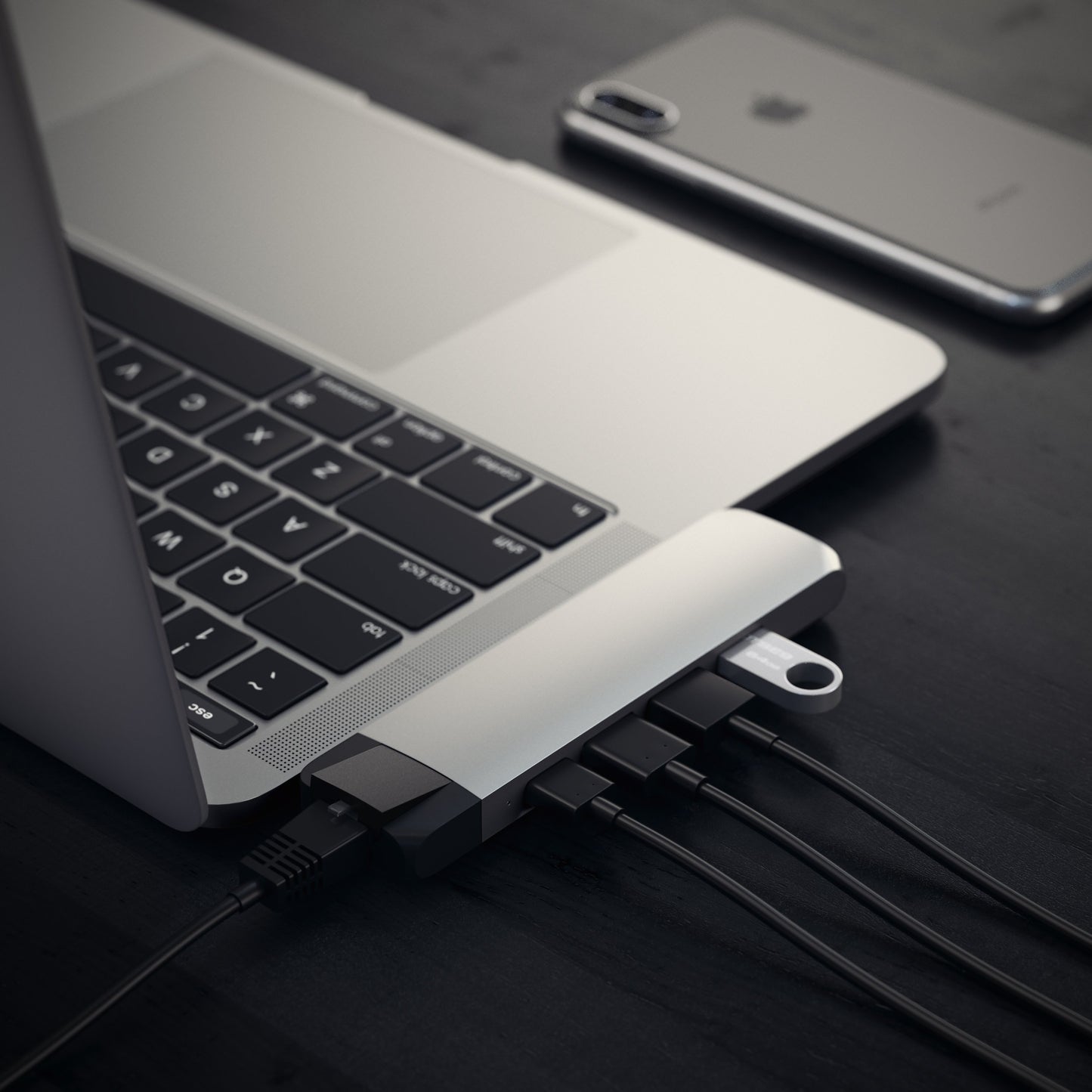 Adaptador Pro Hub Tipo-C SATECHI Plata con Ethernet y 4K HDMI para M2 y M1 MacBook Pro/Air