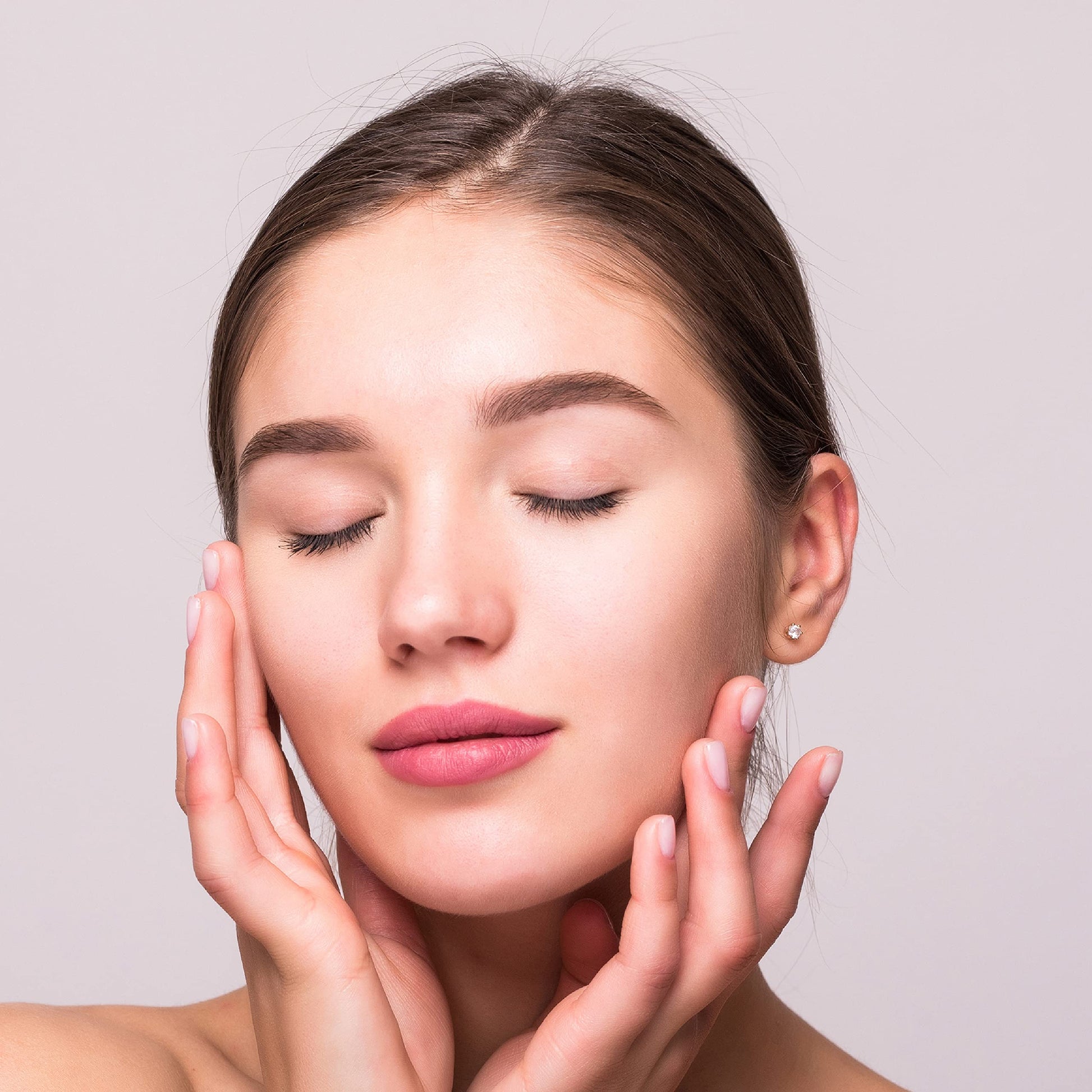 Serum Contorno de Ojos Blumentino Unisex Rellena Arrugas y Disminuye Hinchazón 12ml