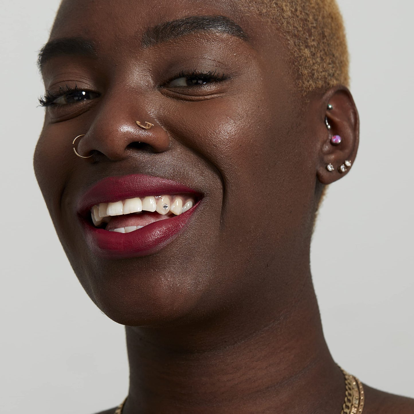 NYX Professional Makeup, Powder Puff Lippie, Labial Líquido, Tono Group Love