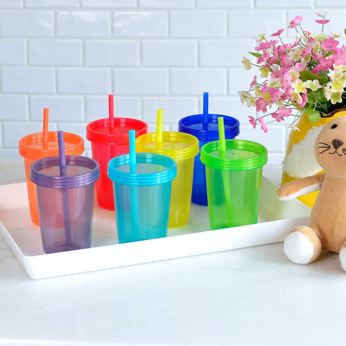 Youngever 7 Paquetes Vasos con Pajitas para Niños, 7 Vasos Plástico Reutilizables con Pajita para Niños en 7 Colores (Rainbow)