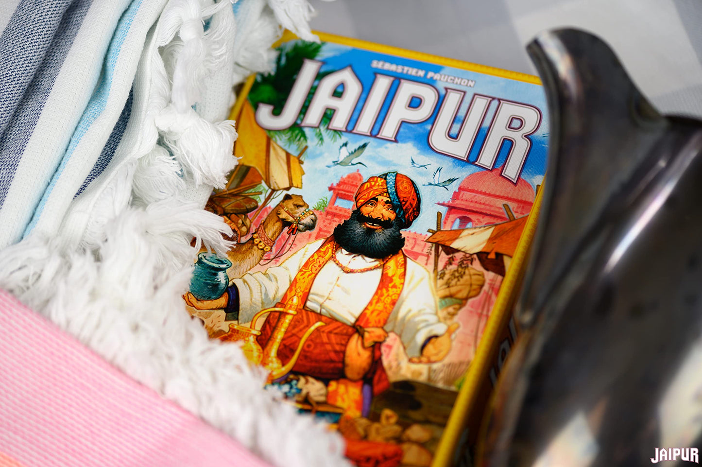Juego de mesa Jaipur (nueva edición) - Duelo de comerciantes de ritmo rápido Juego estratégico de comercio y mercado para niños y adultos, a partir de 10 años, 2 jugadores, tiempo de juego de 30
