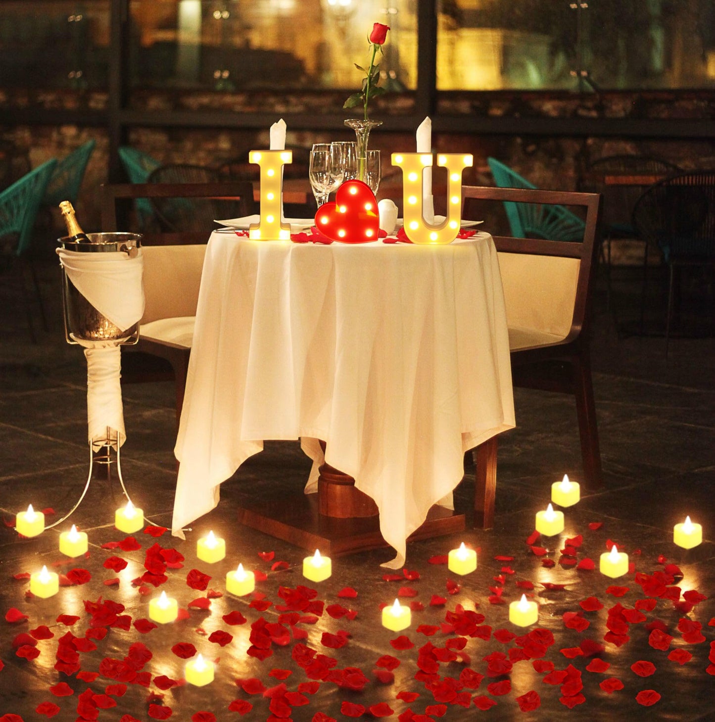 LAMATY Juego de letreros B- I LOVE U 1027 piezas con 3 letras LED, 24 velas LED, 1000 pétalos de rosa artificiales, decoración romántica