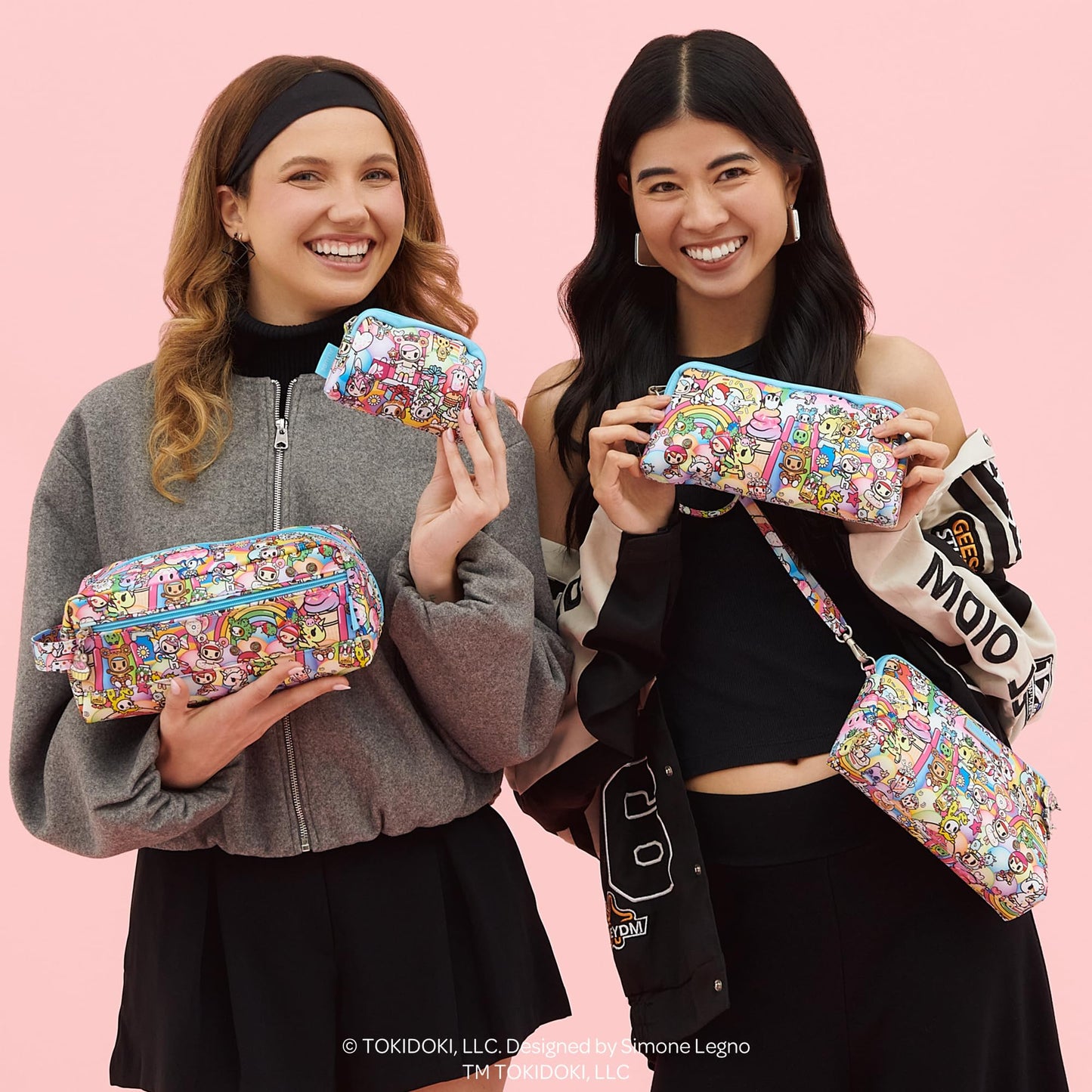 JuJuBe x tokidoki - Neceser de aseo para celebrar el 20 aniversario, bonita bolsa con cierre para mujeres y niñas, organización ideal para viajes, equipaje, escuela, trabajo, lavable a máquina