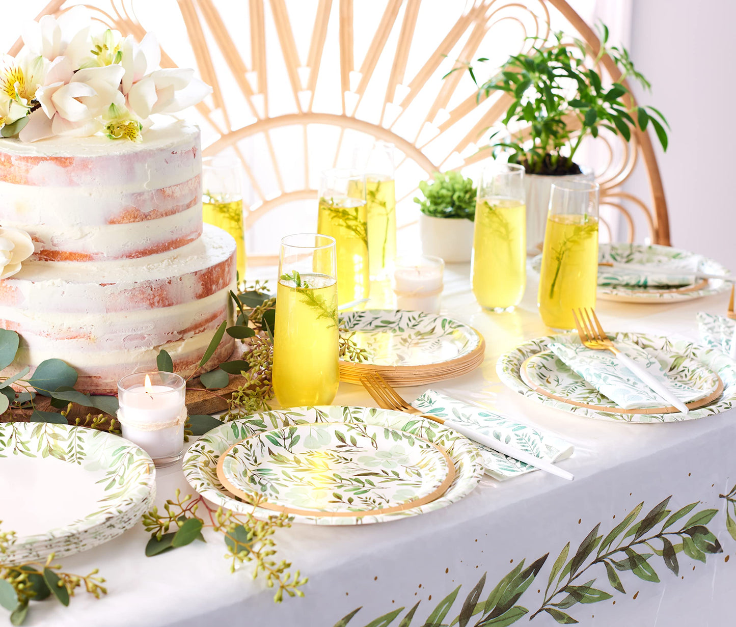 American Greetings - Suministros para fiestas de boda o despedida de soltera, platos de postre (36 unidades)